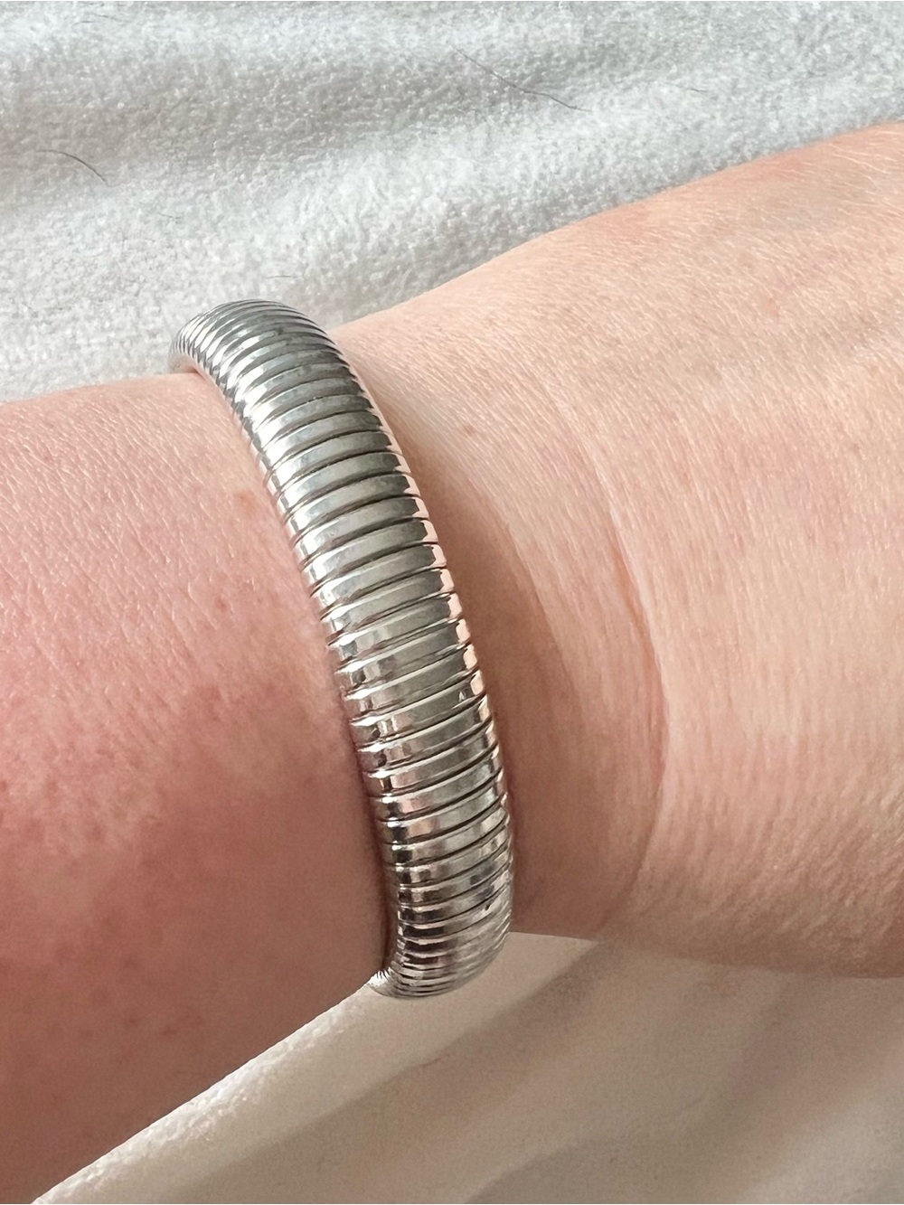 Silver Ribbed Bangle Bracelet - Picture 3 of 7